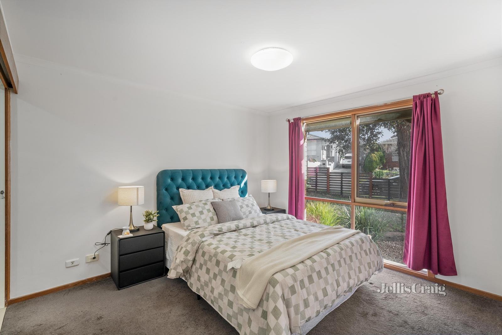 4 Darling Court, Hampton Park image 8
