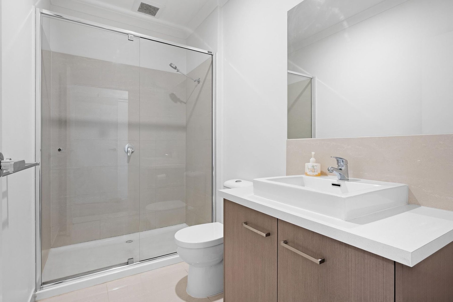 4 Demartini Close, Mooroolbark image 7