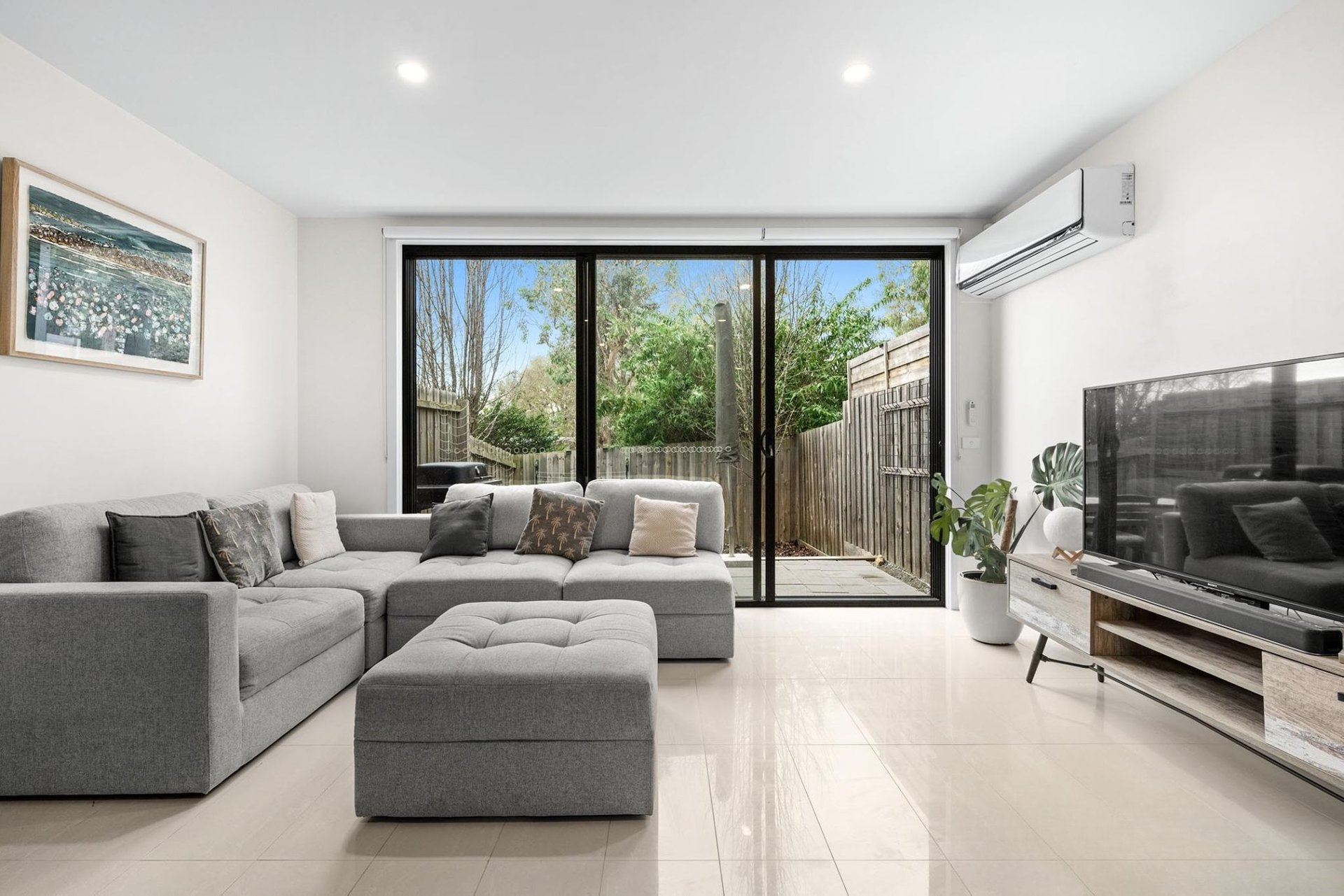 4 Demartini Close, Mooroolbark image 5