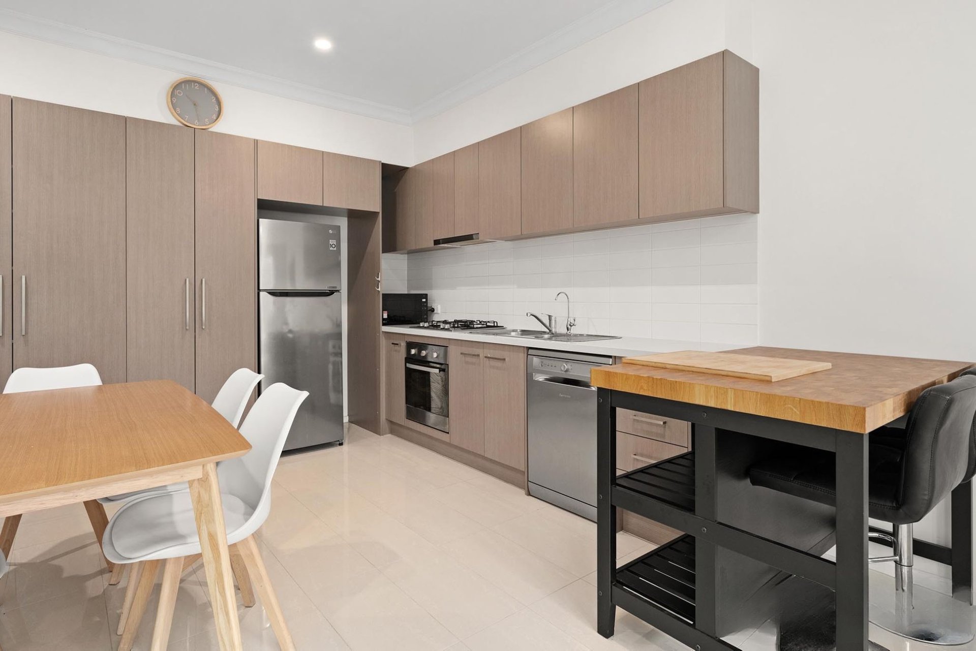 4 Demartini Close, Mooroolbark image 3