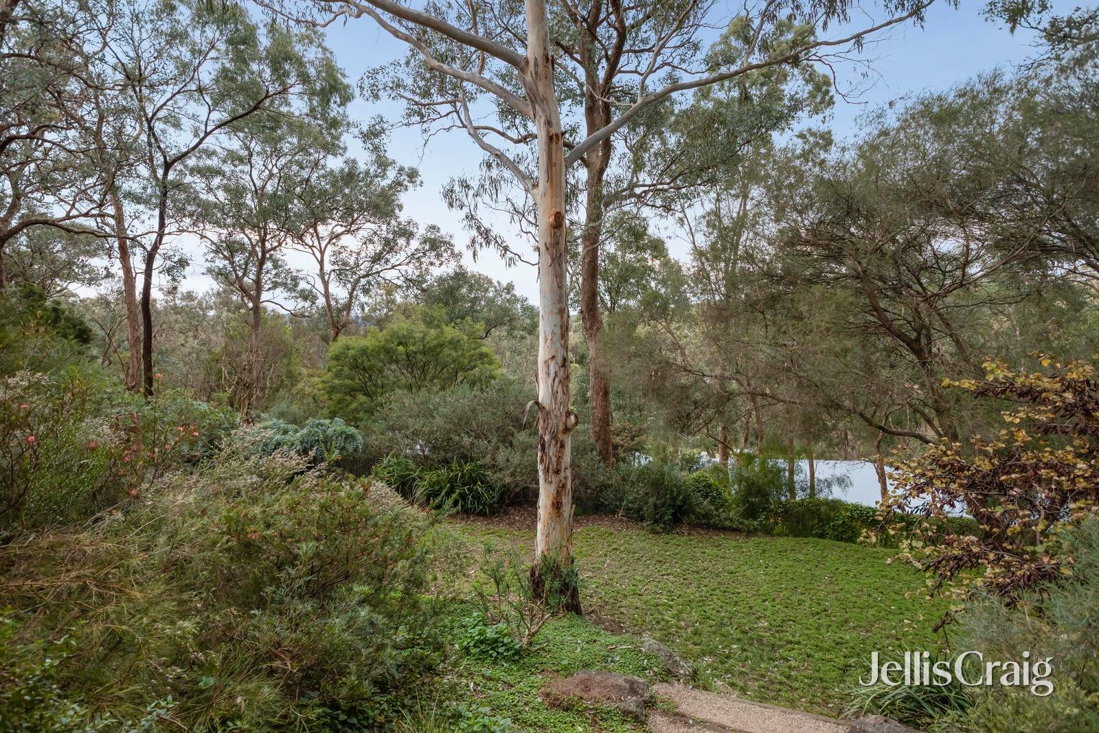 4 Diane Court, Warrandyte image 17