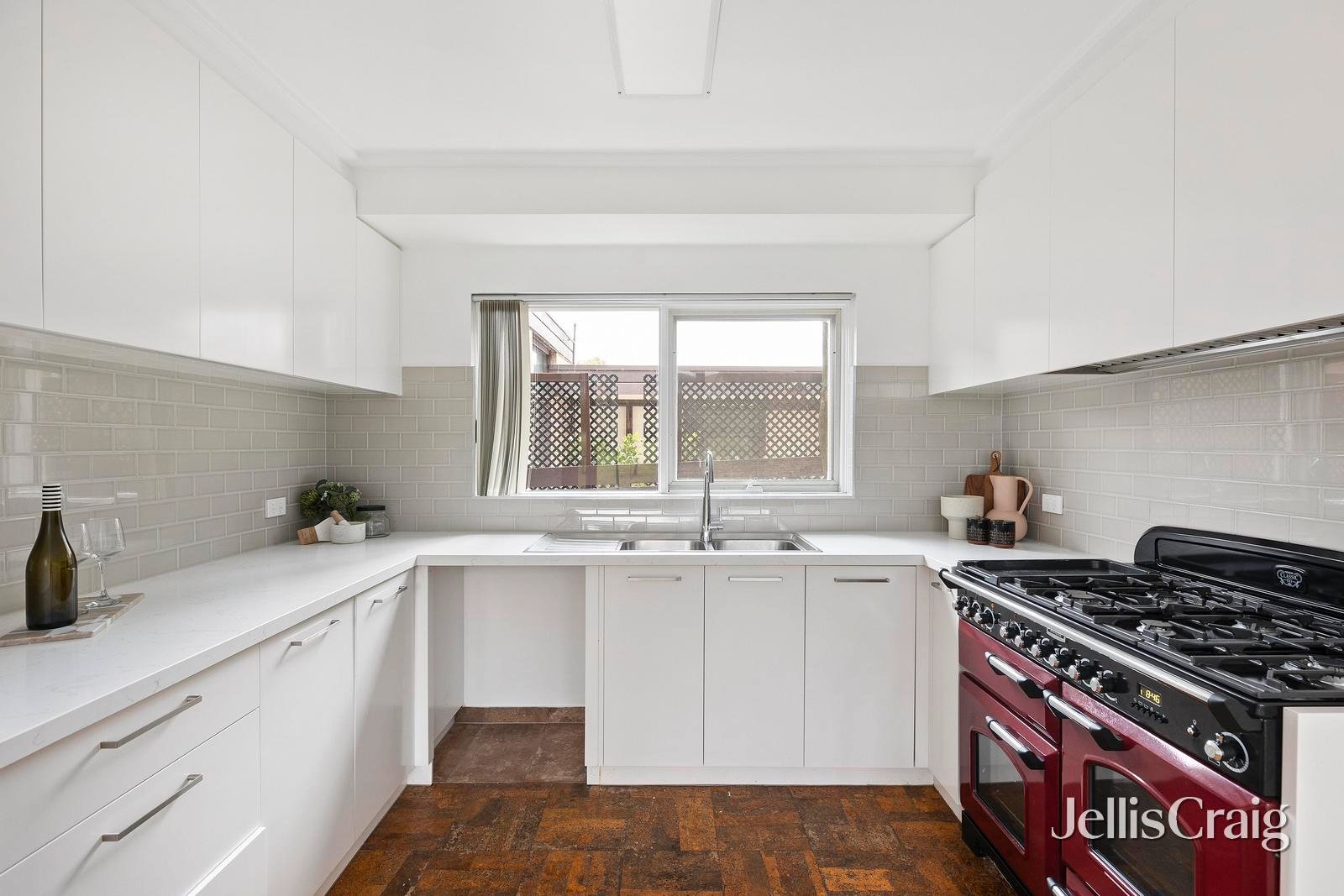 4 Dobell Place, Doncaster East image 4
