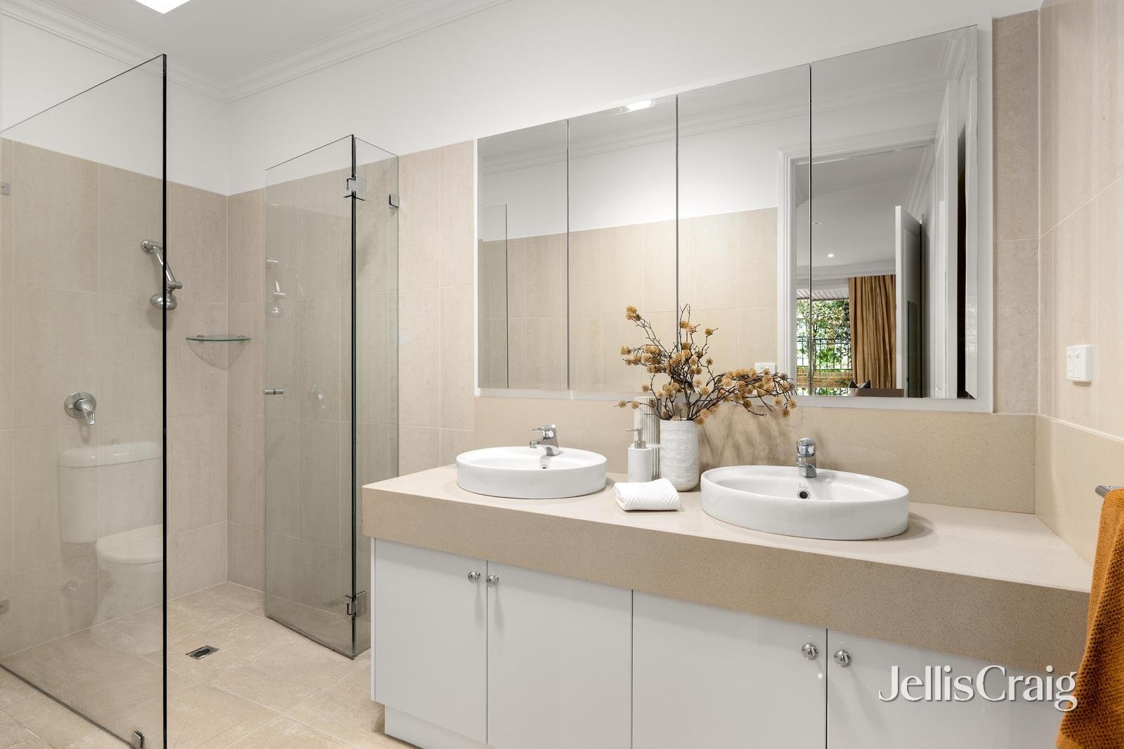 4 Dome Street, Surrey&nbsp;Hills image 12