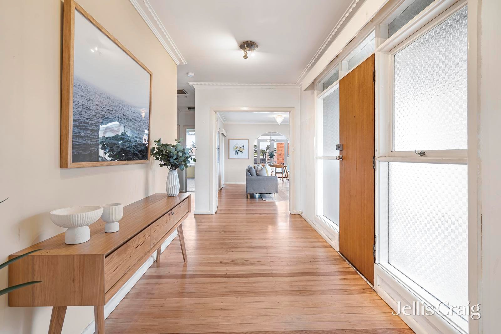 4 Duband Street, Burwood East image 2