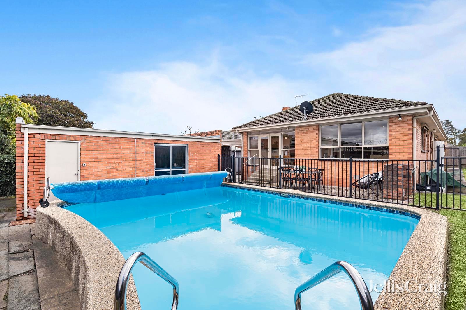 4 Duband Street, Burwood East image 12