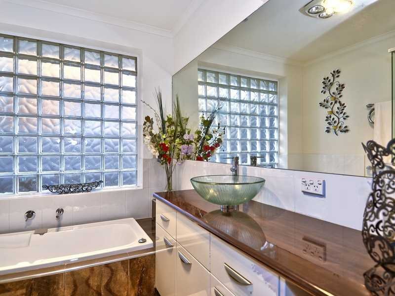 4 Dunloe Avenue, Norlane image 6
