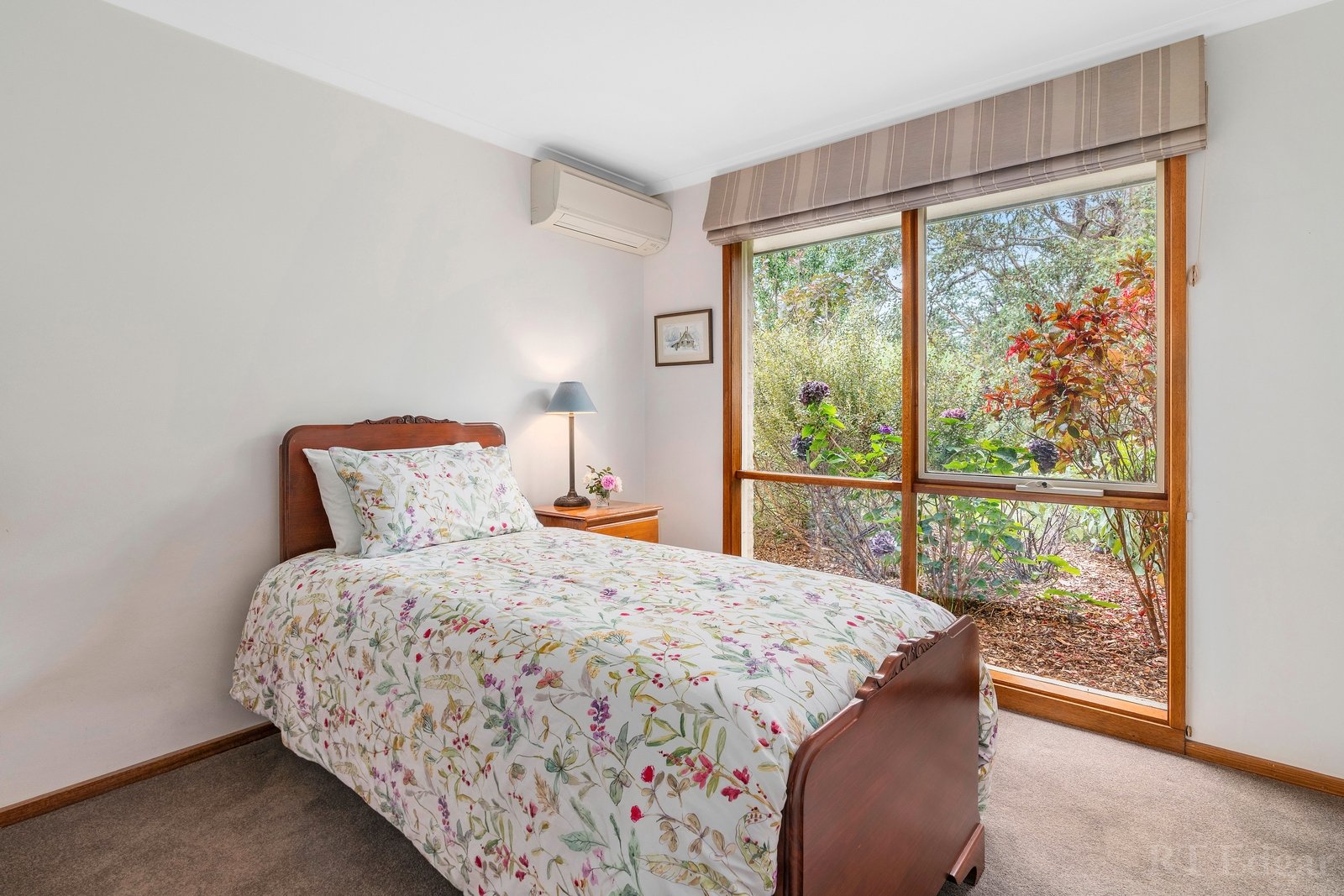Property Gallery Thumbnail 8