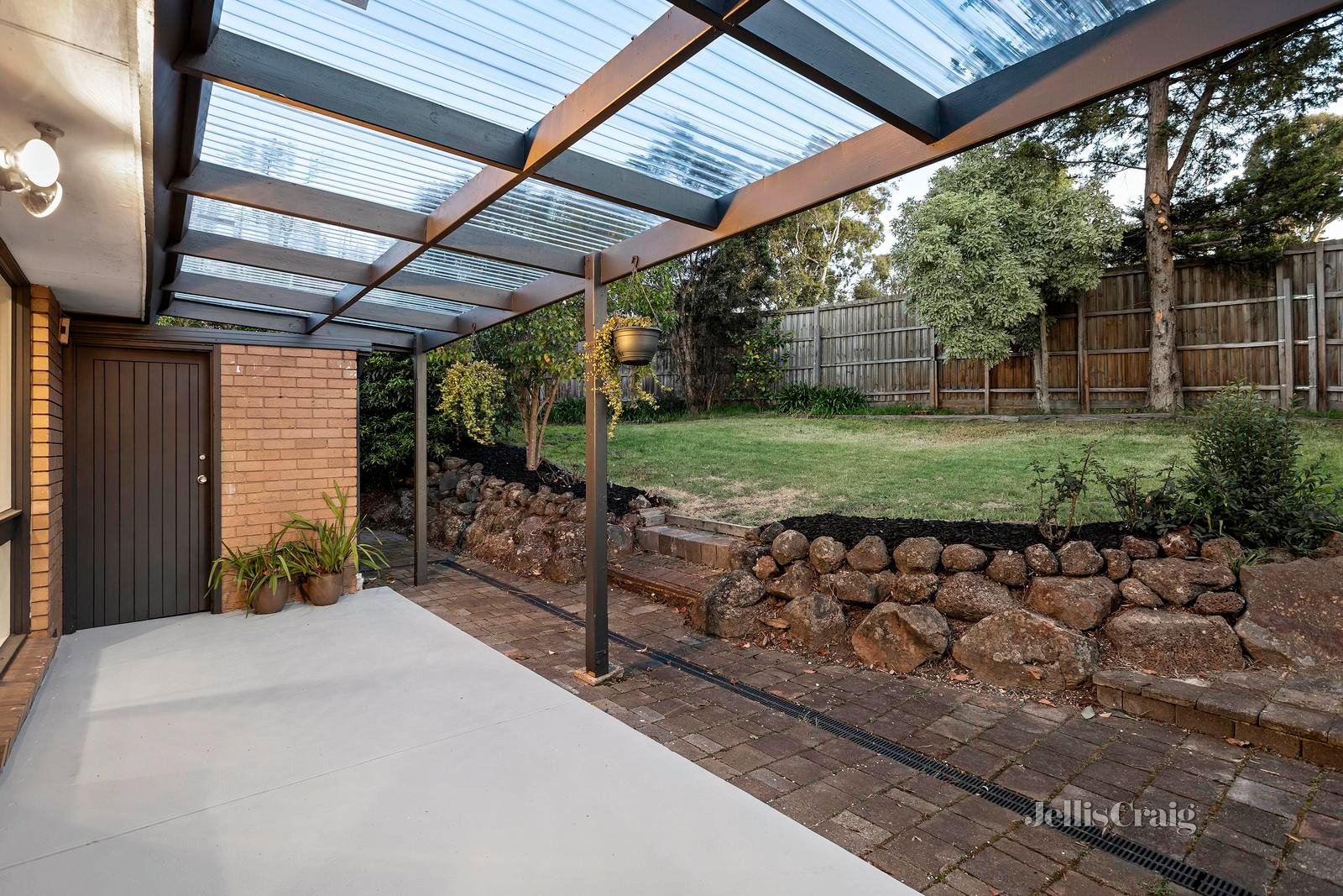 4 Eades Court, Templestowe image 12