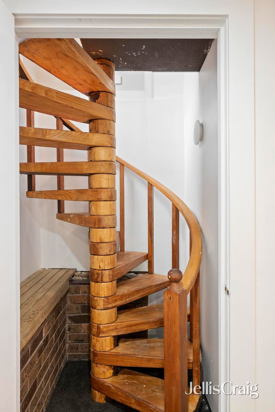 4 Edward Road, Chirnside Park image 13