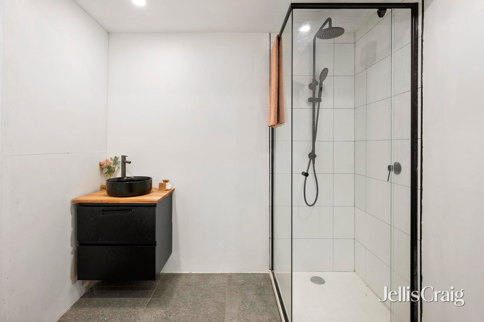 4 Edward Road, Chirnside Park image 15