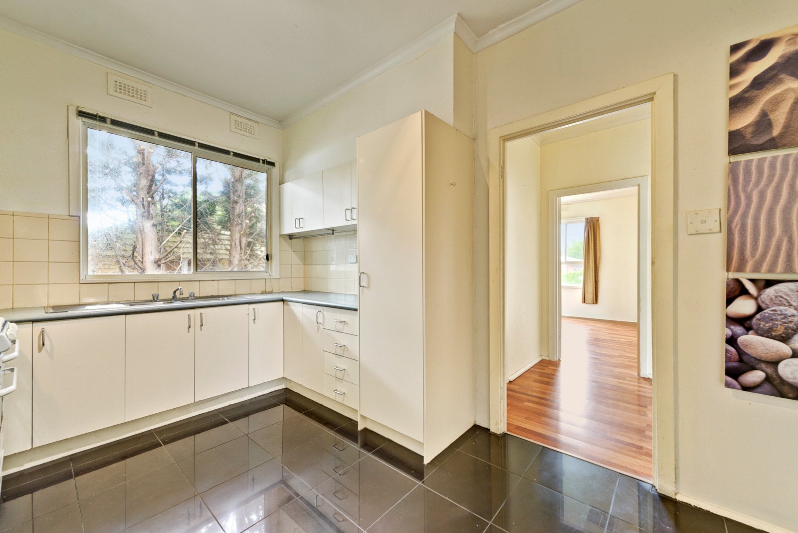 4 Electra Avenue, Ashwood image 3