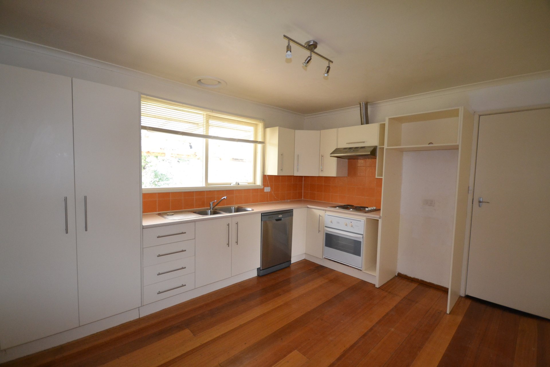 4 Ellis Road, Yarra Glen image 5