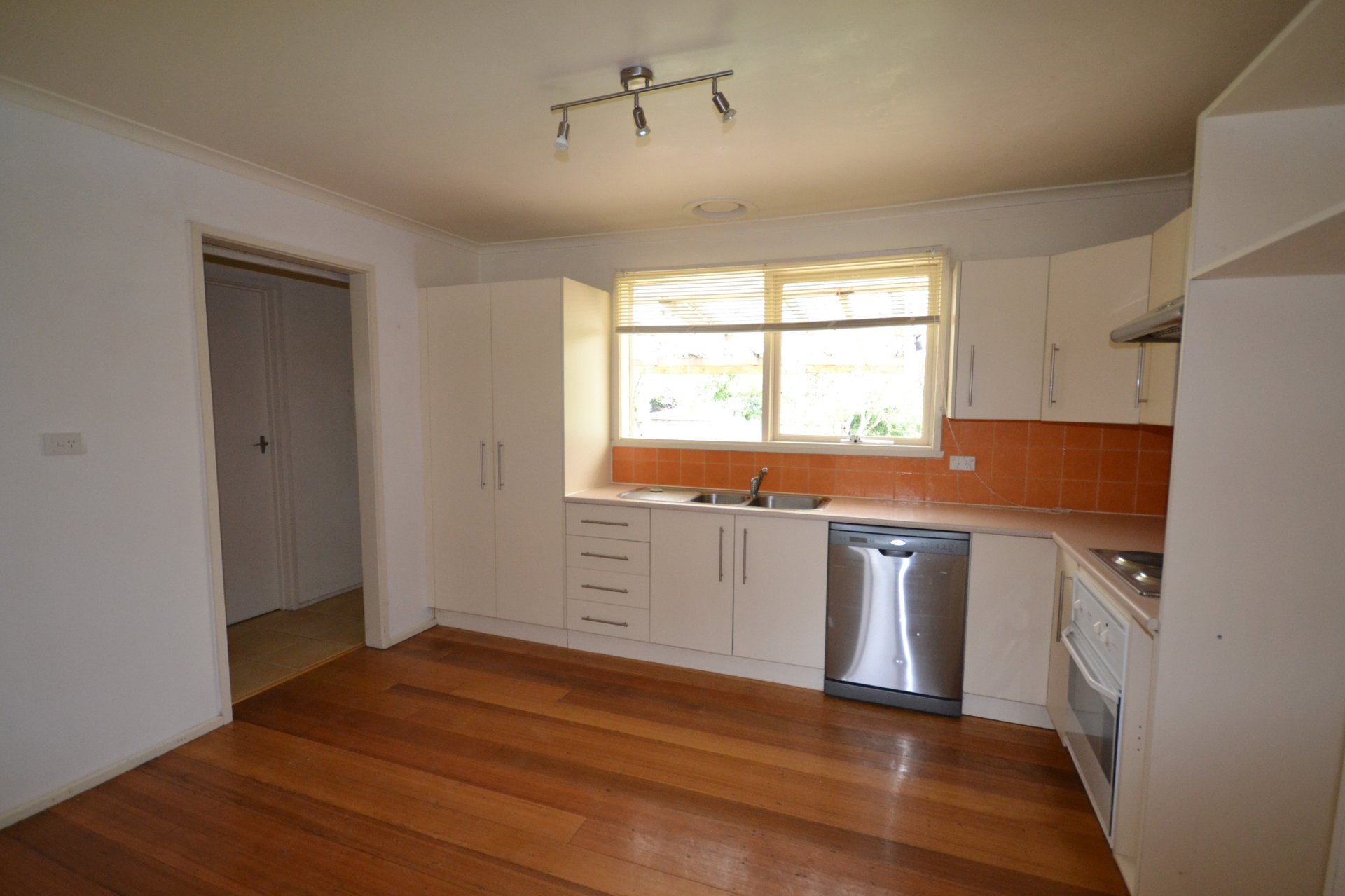 4 Ellis Road, Yarra Glen image 6