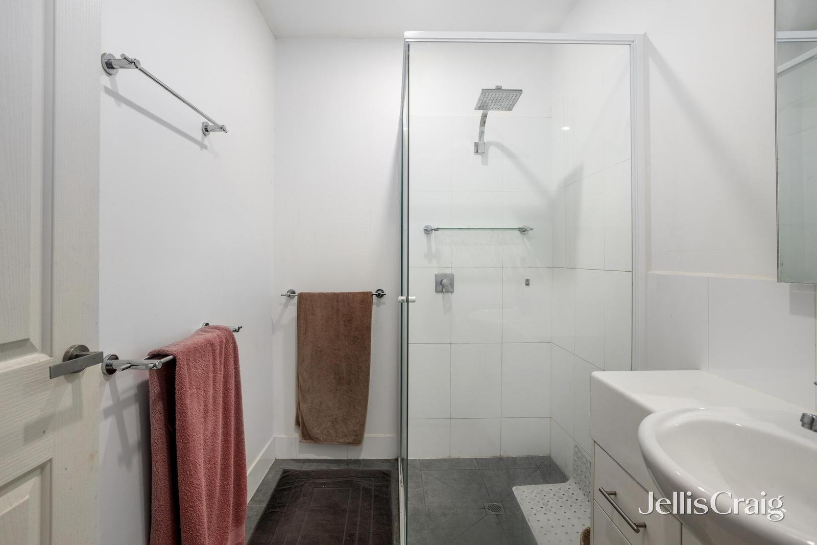 4 Elsie Street, Greensborough image 9