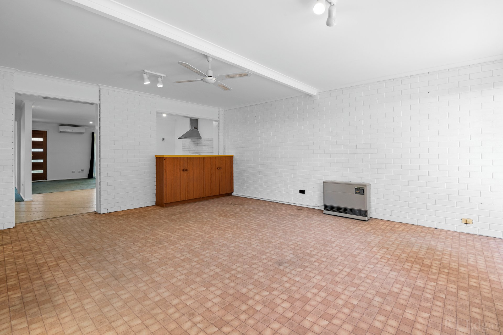 Property Gallery Thumbnail 7