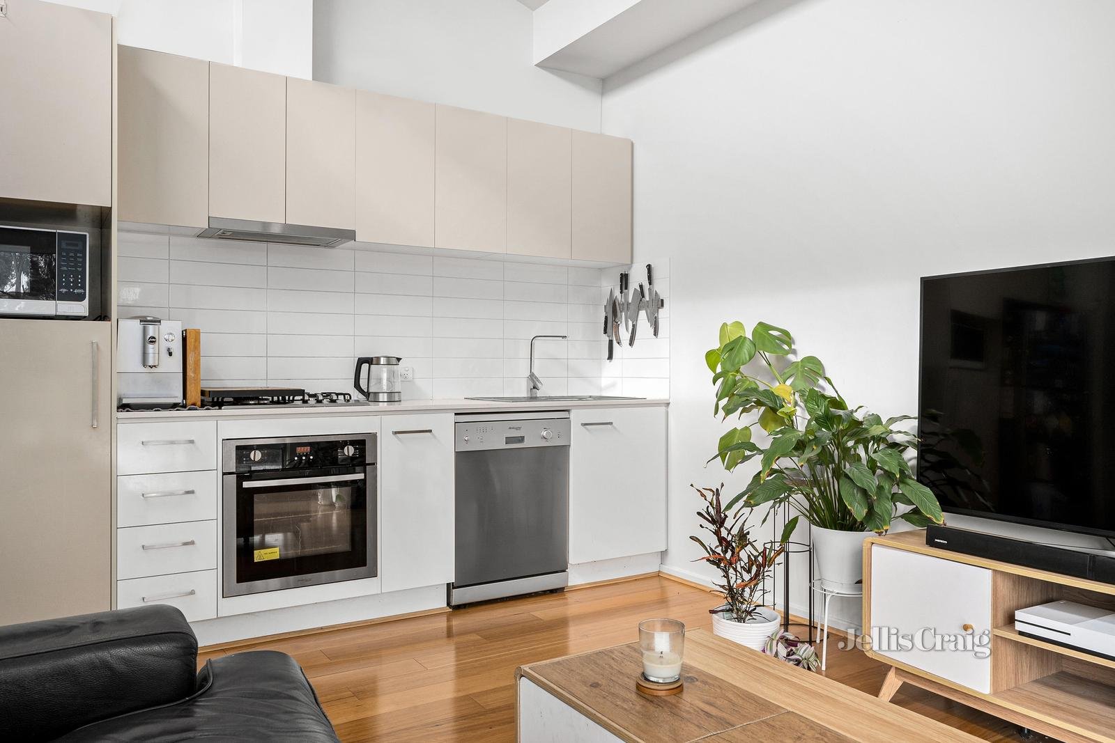 4 Erinvale Close, Mooroolbark image 3