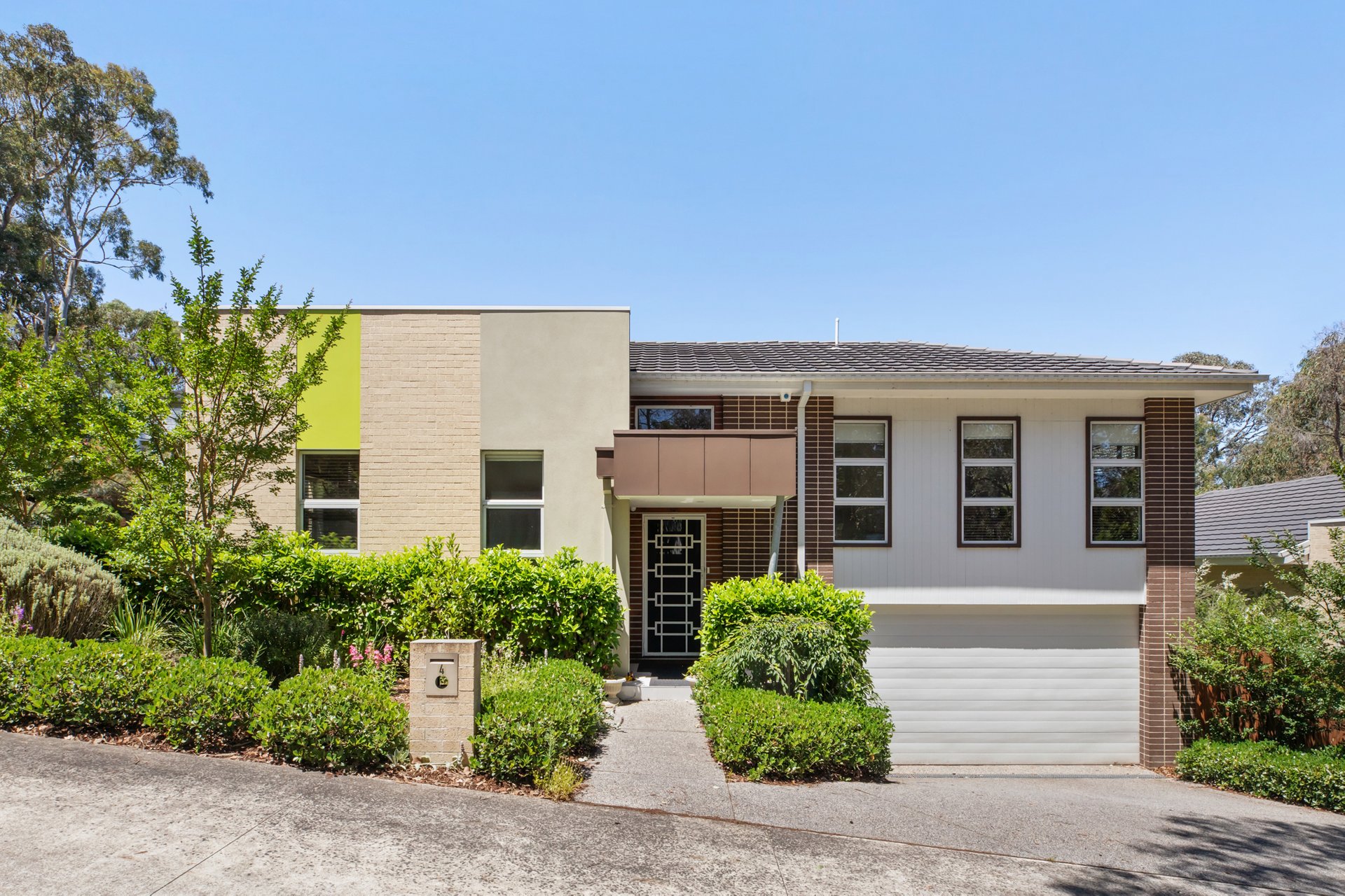 4 Evergreen View, Eltham North image 1