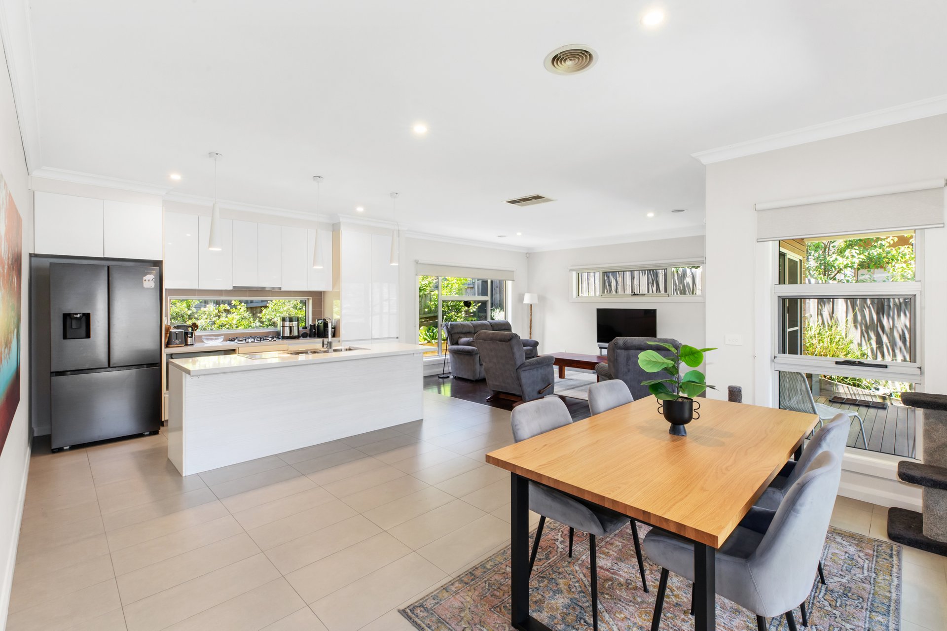 4 Evergreen View, Eltham North image 2