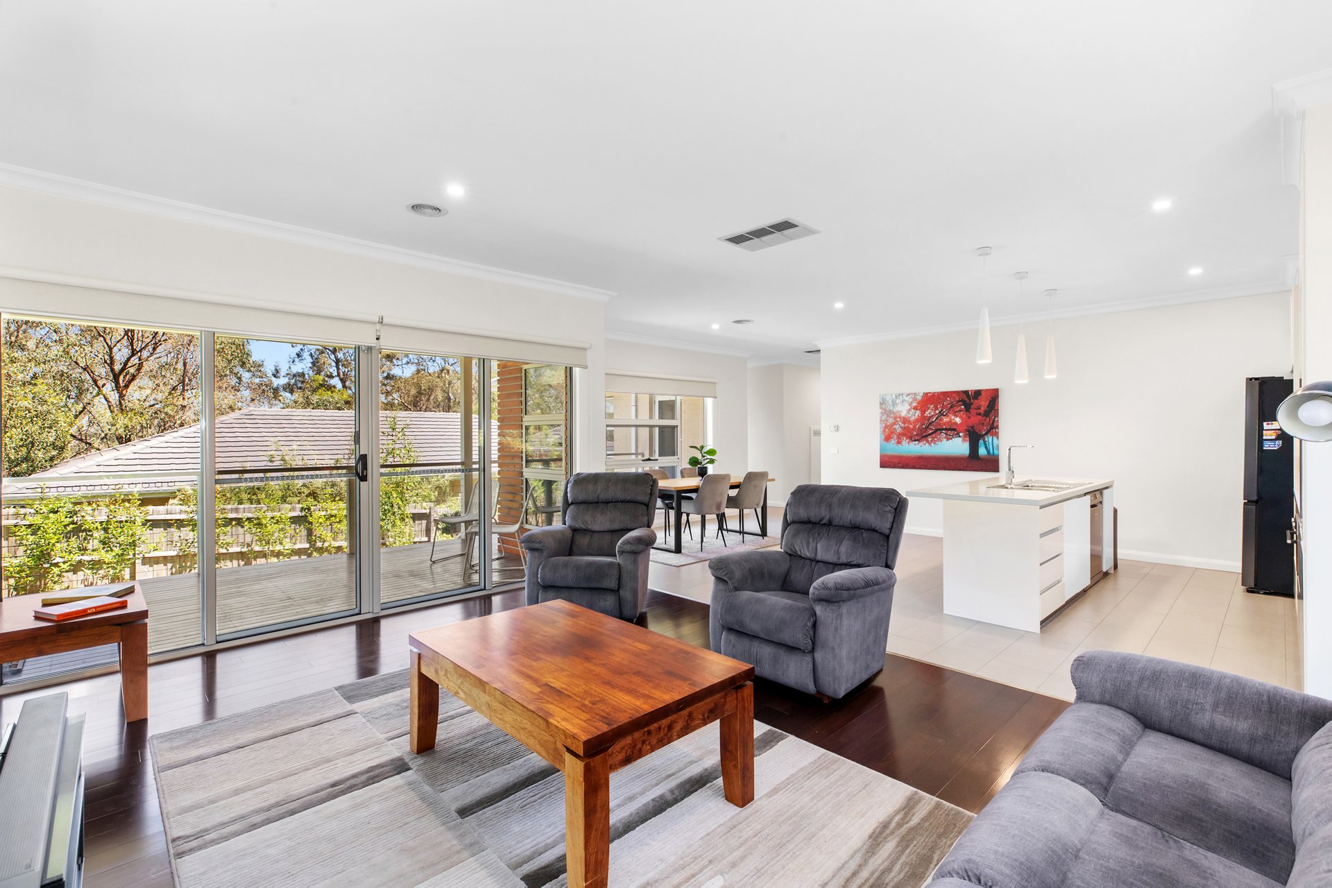 4 Evergreen View, Eltham North image 4