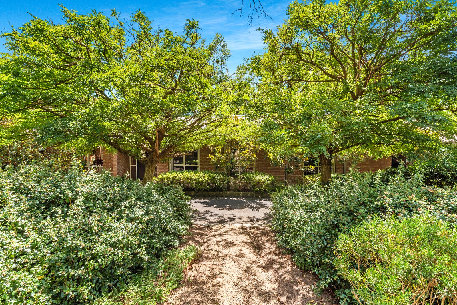Property Gallery Thumbnail 8