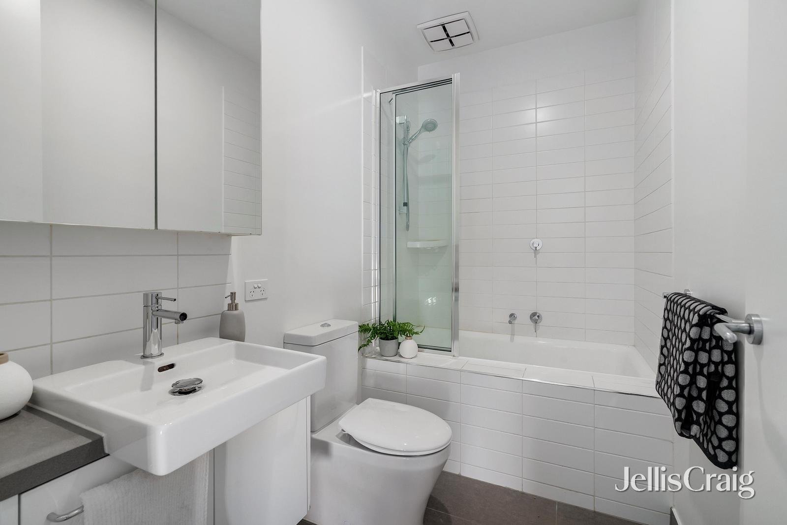 4 Finn Mews, Blackburn&nbsp;North image 10