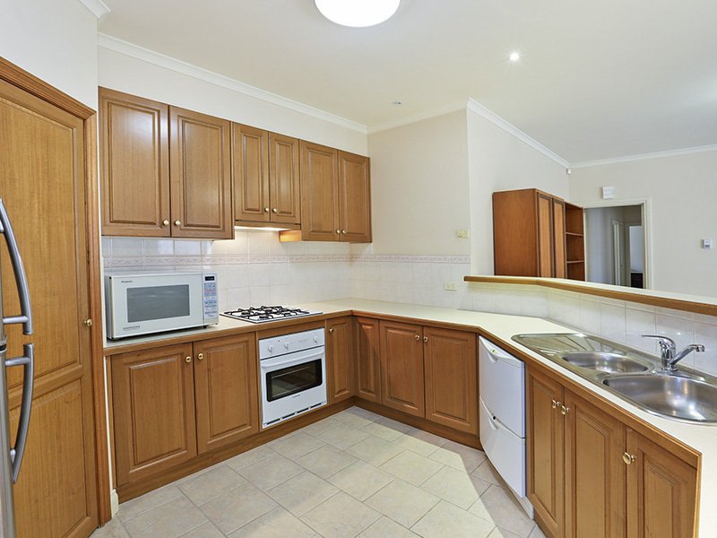 4 Finningley Court, Highton image 2