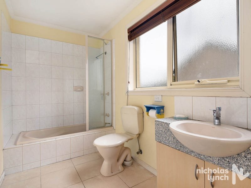 Property Gallery Thumbnail 6