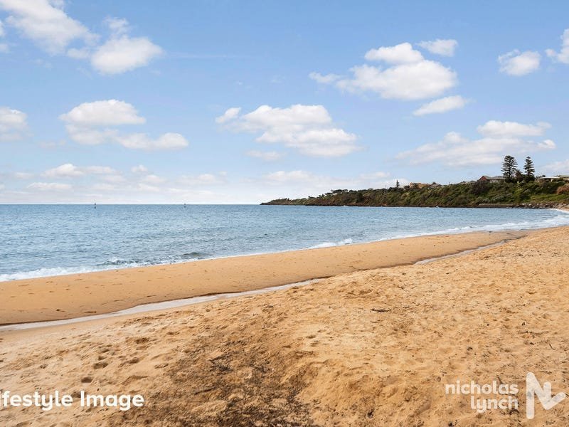 Property Gallery Thumbnail 9