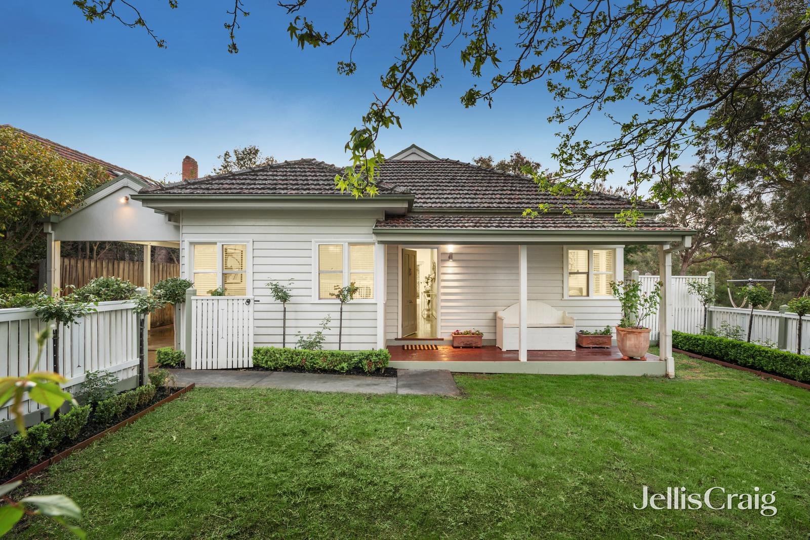 4 Francis Street, Blackburn image 1