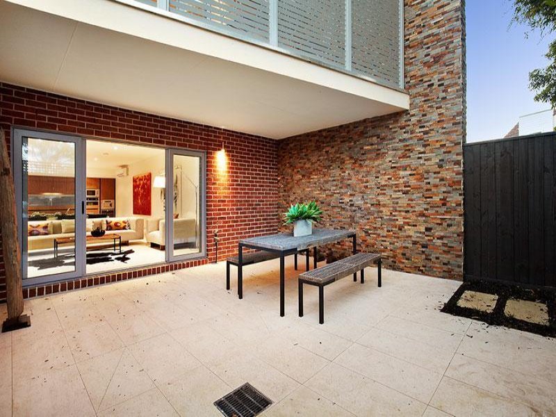 4 Frangipani Court, Port Melbourne image 6