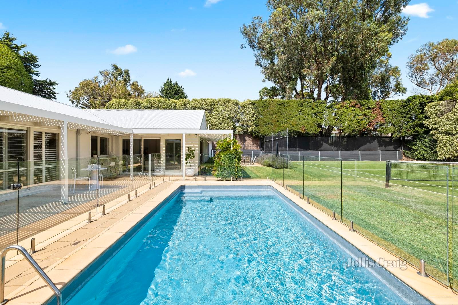 4 Gavan Street, Portsea image 3