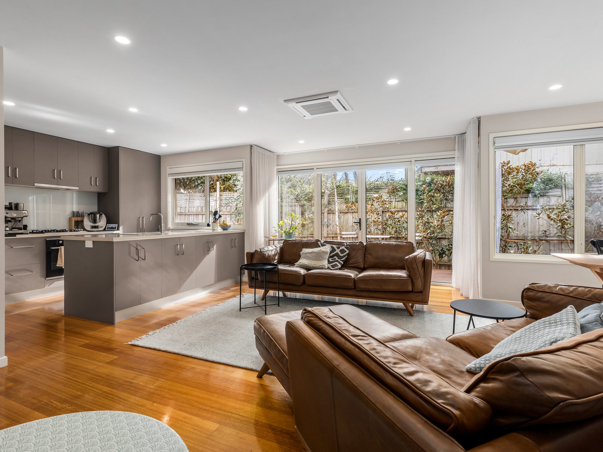 Property Gallery Thumbnail 2