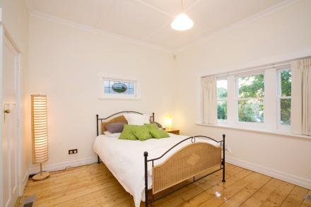 Property Gallery Thumbnail 5