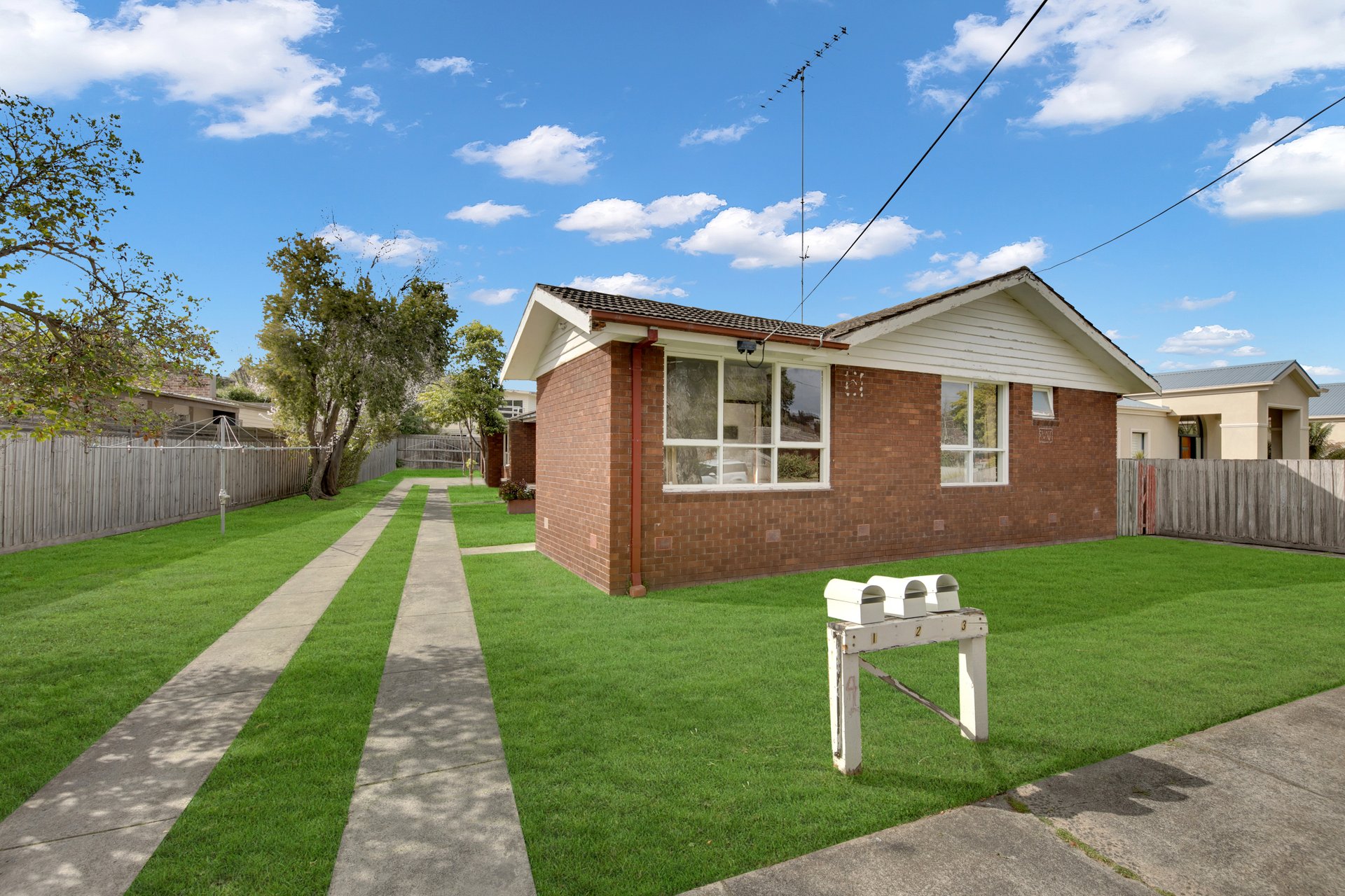4 Glamis Street, Newtown image 1