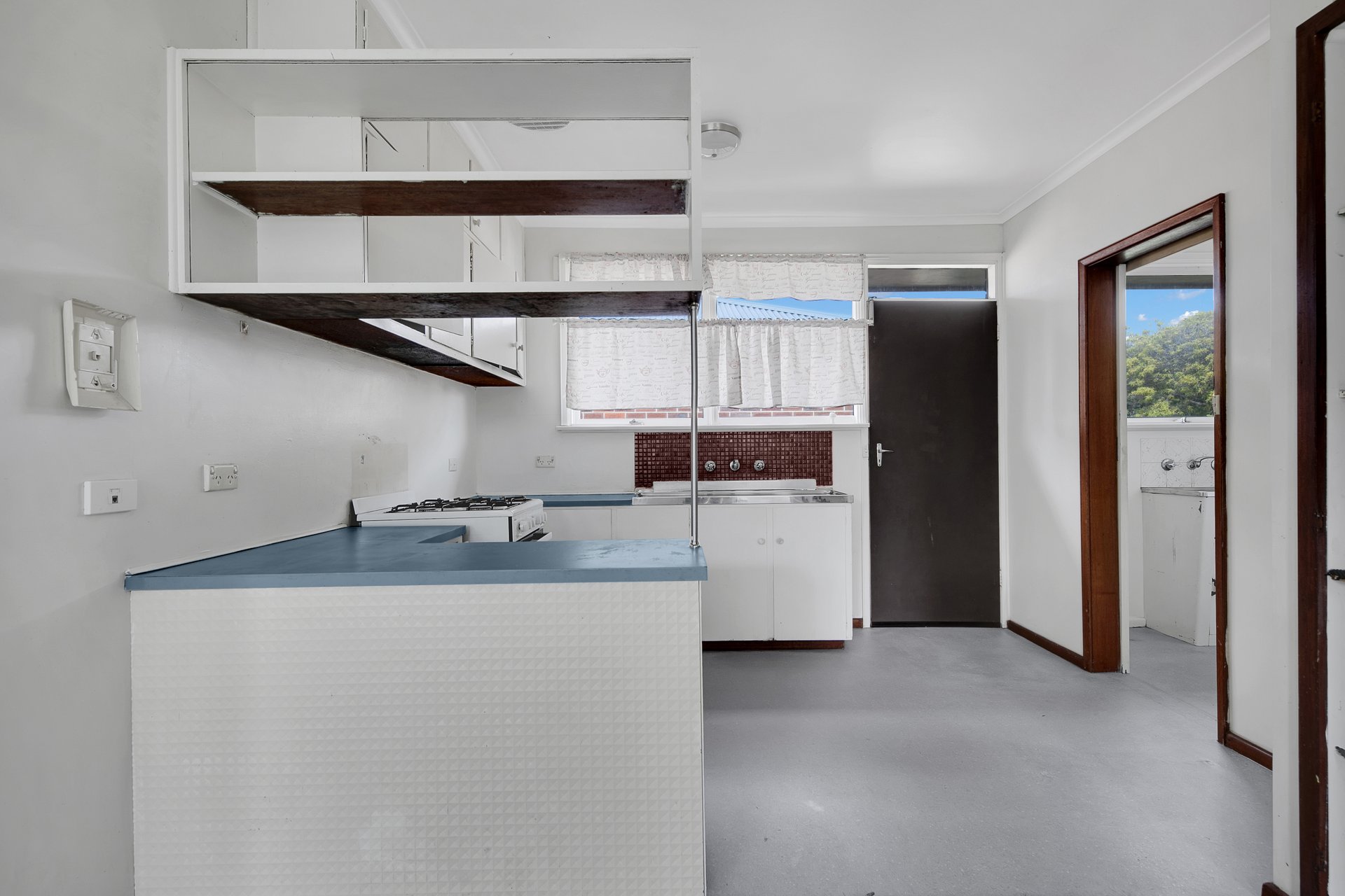 4 Glamis Street, Newtown image 5