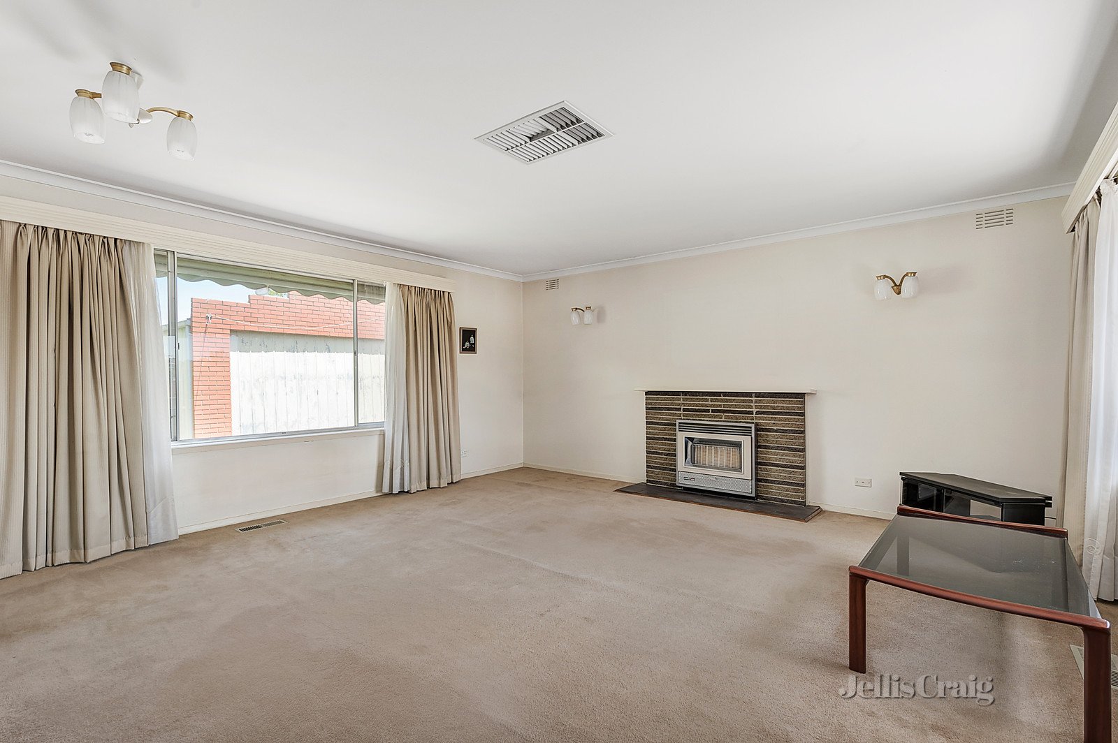 4 Glenda Street, Doncaster image 2