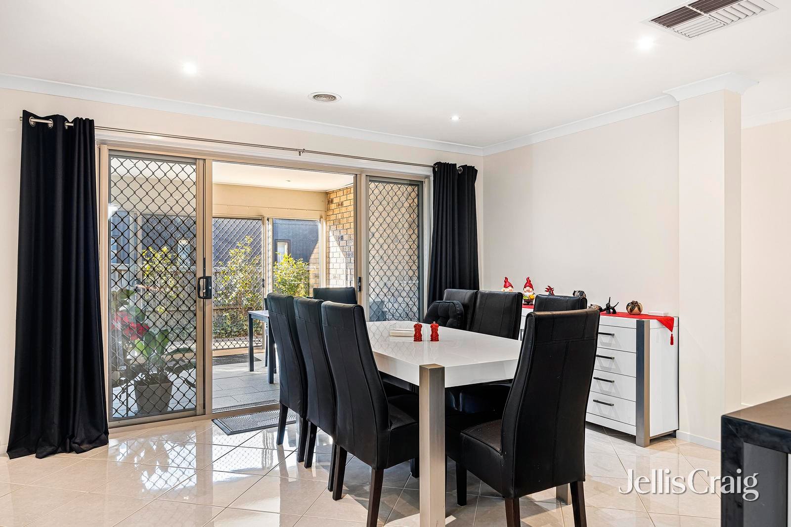 4 Glendarragh Road, Templestowe image 4