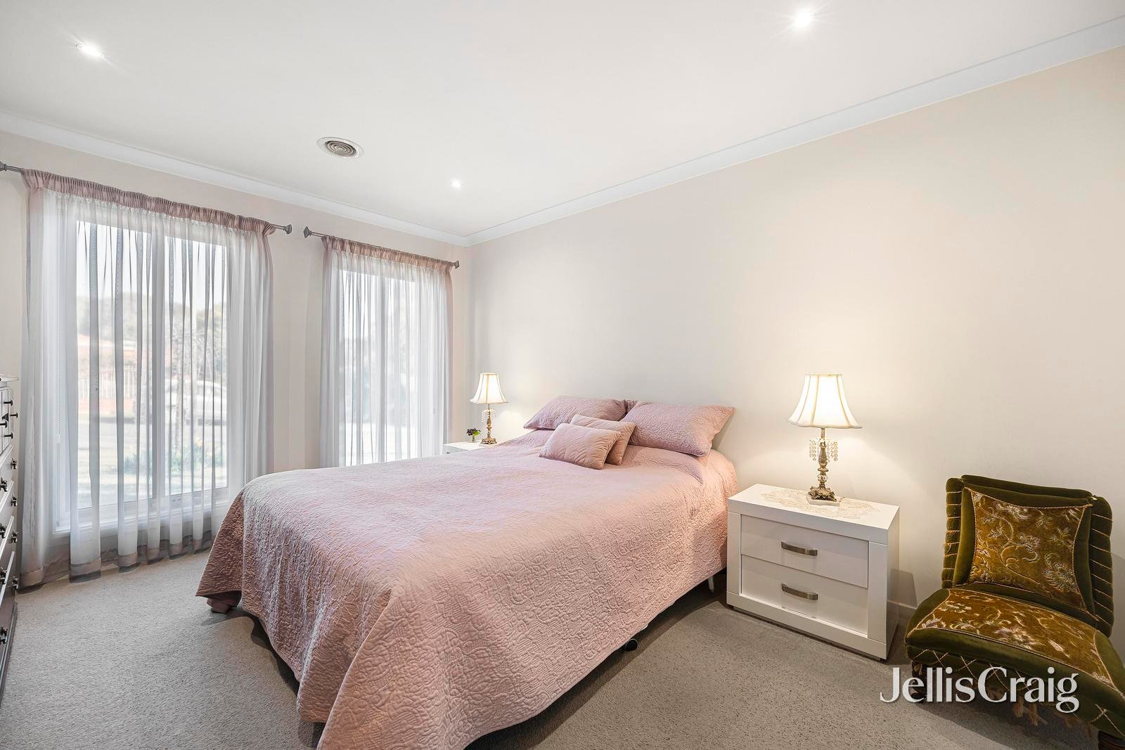 4 Glendarragh Road, Templestowe image 5