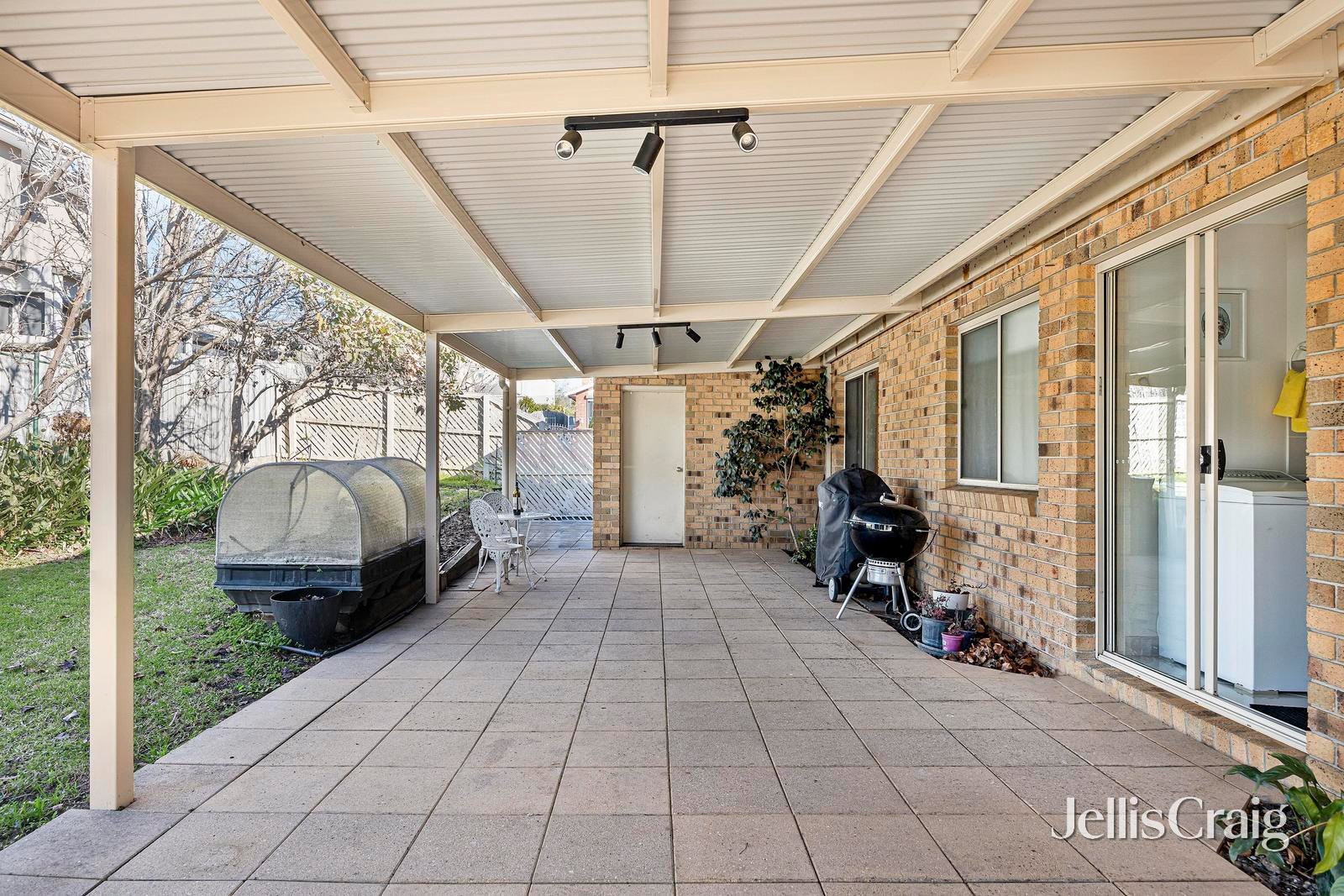 4 Glendarragh Road, Templestowe image 10
