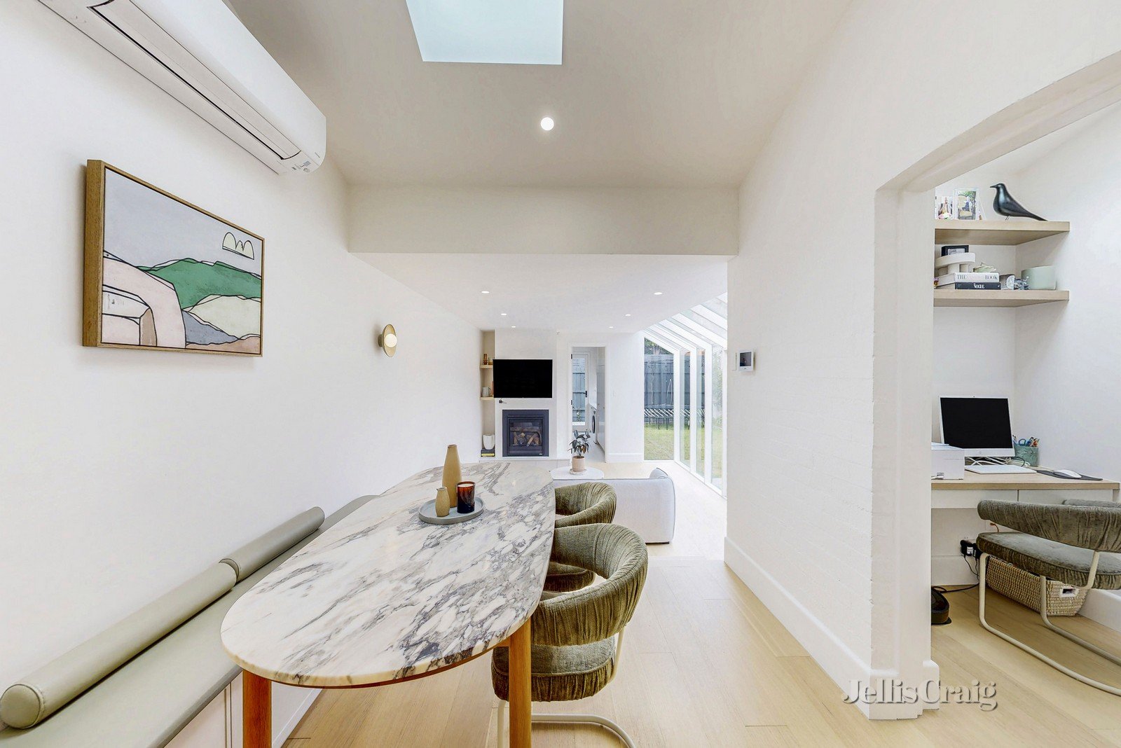 4 Glentilt Rd, Glen Iris image 2