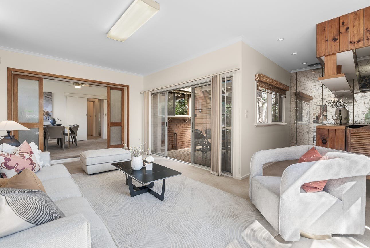 4 Glenview Court, Glen Waverley image 2