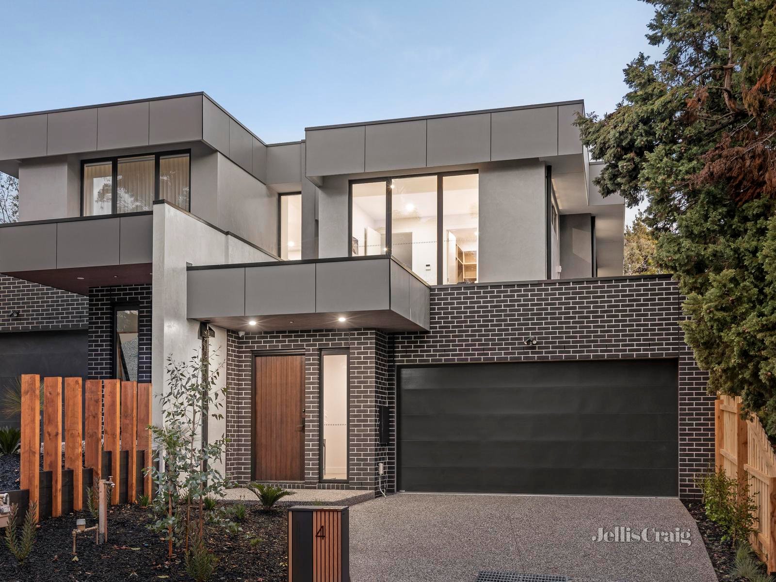 4 Glenview Road, Doncaster East image 1