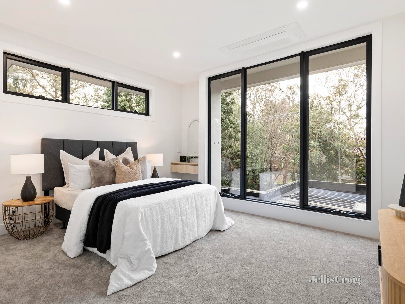 4 Glenview Road, Doncaster East image 9