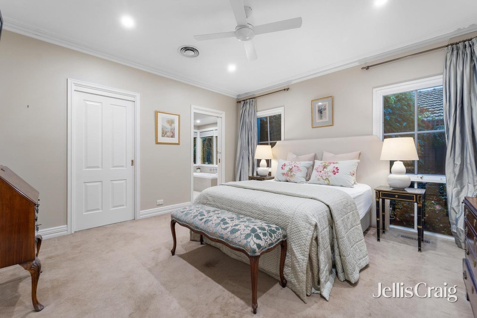 4 Gordon Crescent, Blackburn image 11