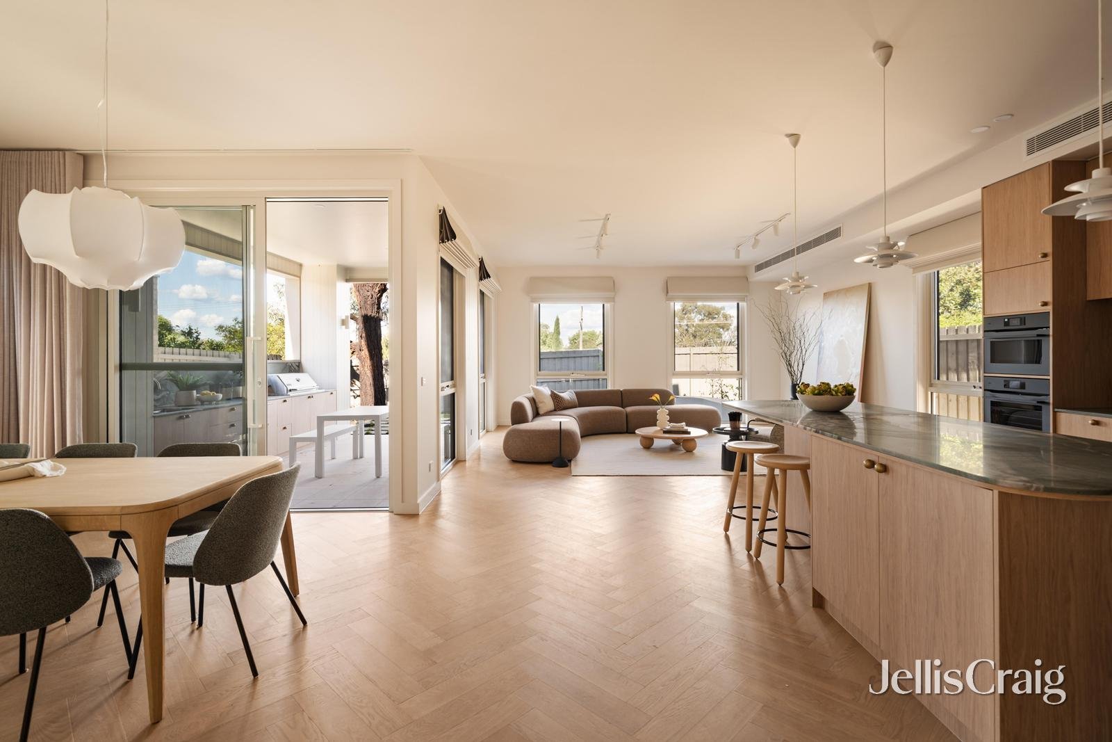 4 Grandview Grove, Northcote image 3