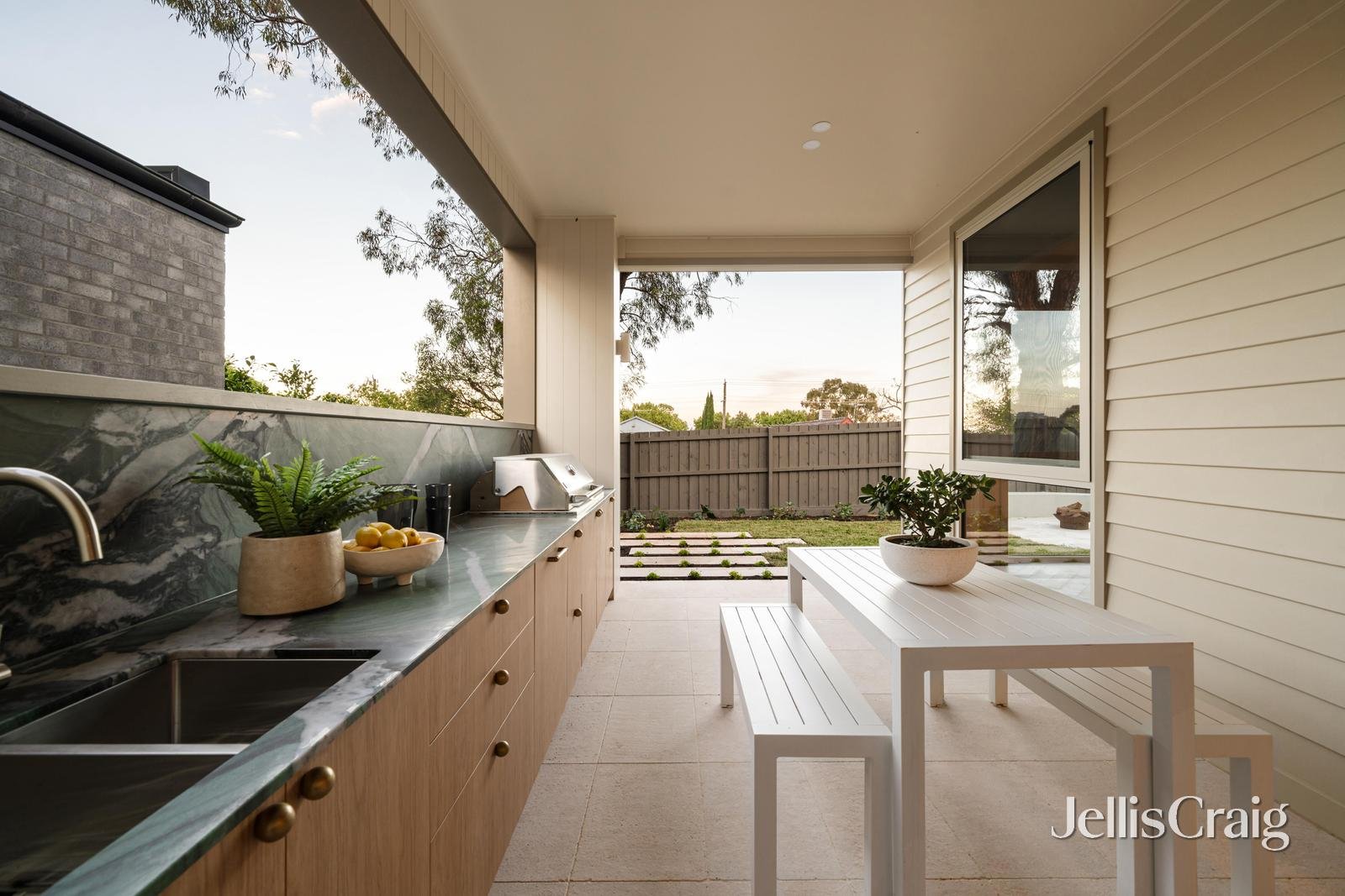 4 Grandview Grove, Northcote image 10