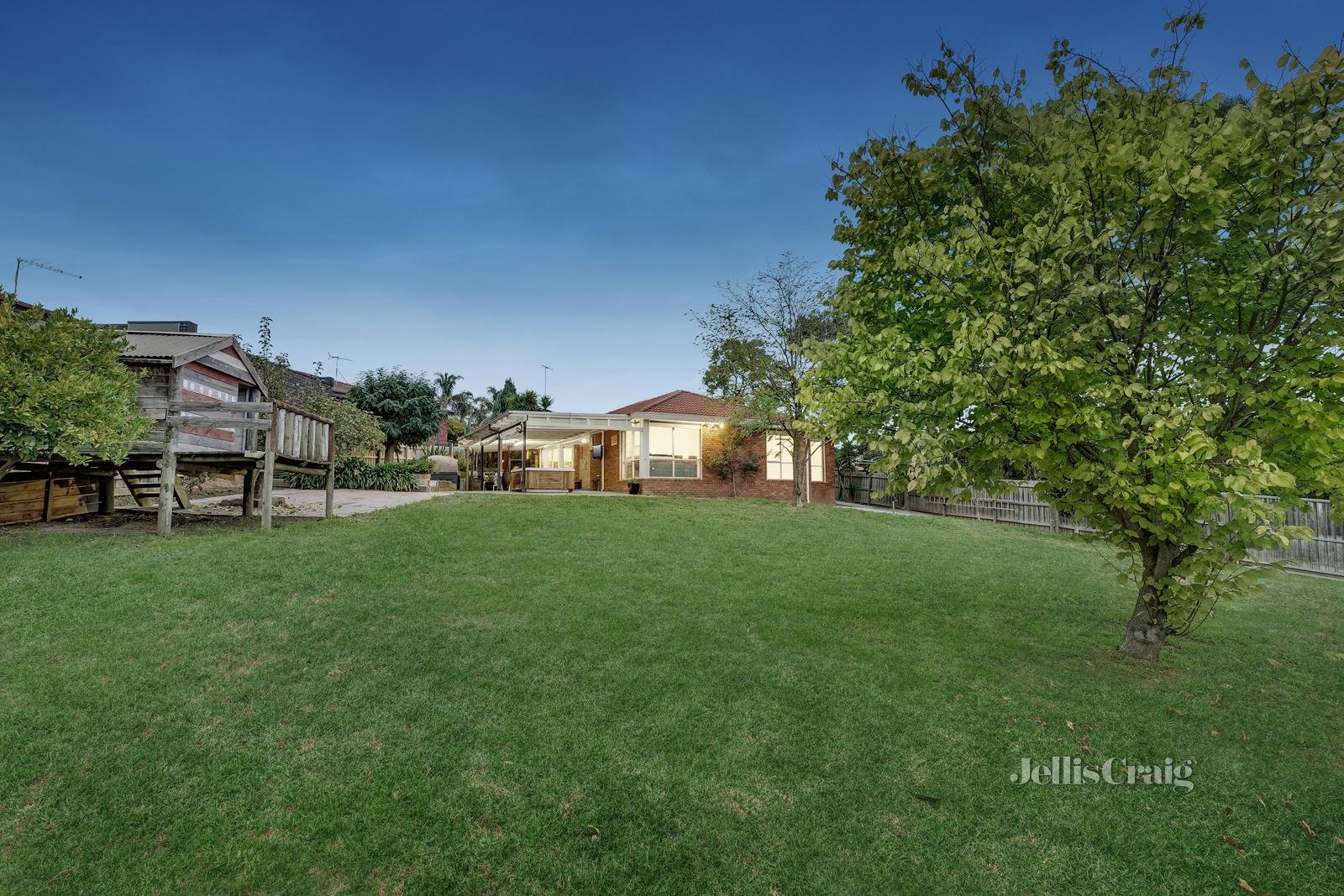 4 Green Gully Court, St Helena image 1