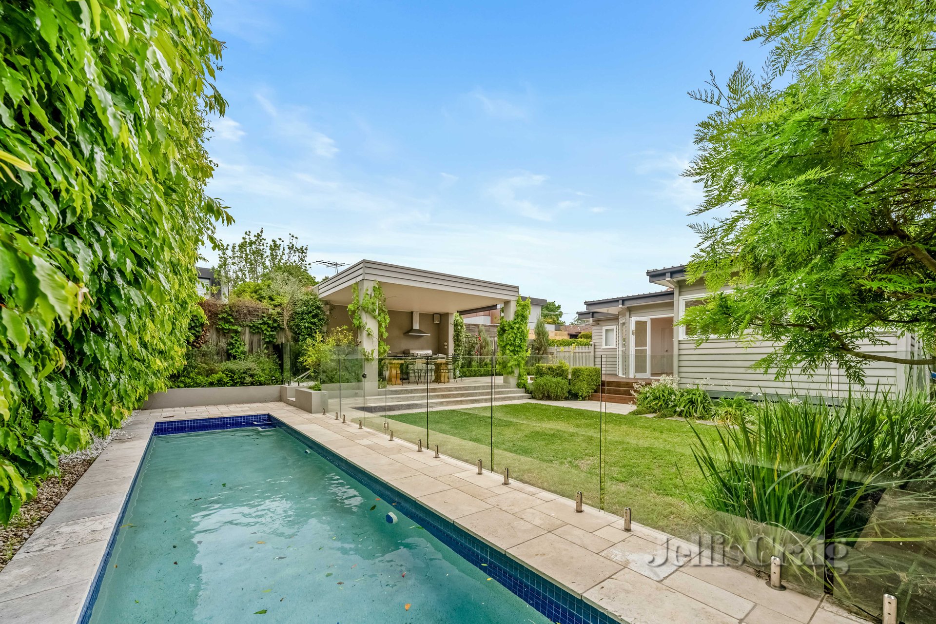 4 Greendale Road, Glen Iris image 2