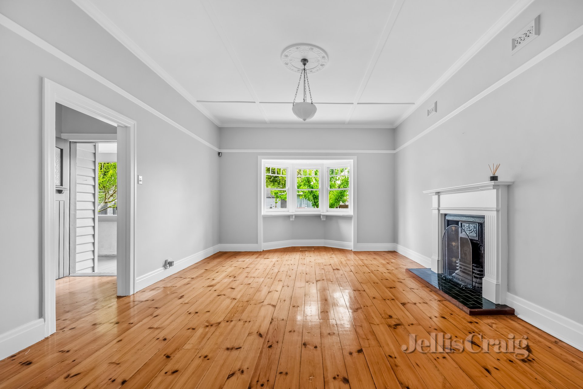 4 Greendale Road, Glen Iris image 4