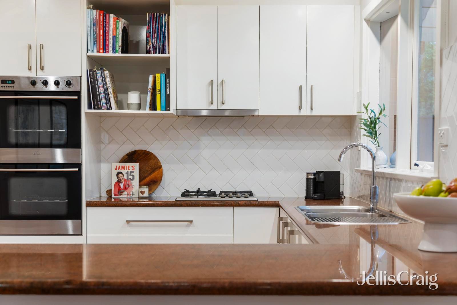 4 Greenock Place, Templestowe image 7